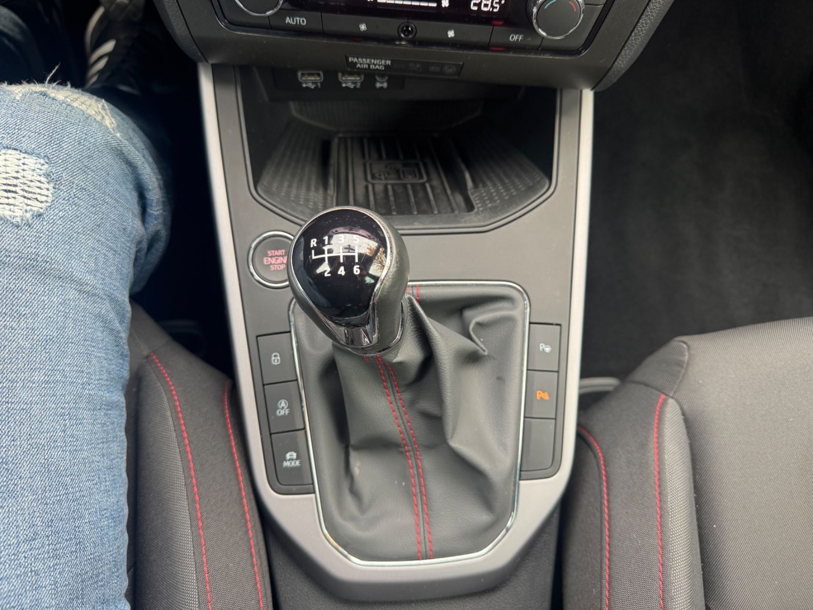 Fahrzeugabbildung SEAT Arona FR ACC+LED+Kamera+Carplay