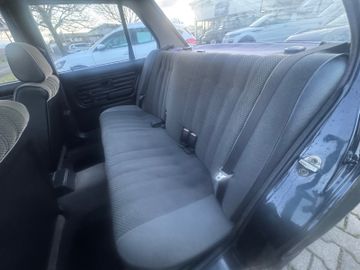 BMW 318 - 12