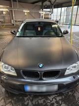 BMW Bmw 120i dunkelgrau - BMW 120 aus 2005: 120i