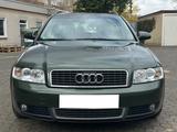 Audi A4 1.6 Avant - Audi A4 mit Benzin-Antrieb: Kombi, 1.6