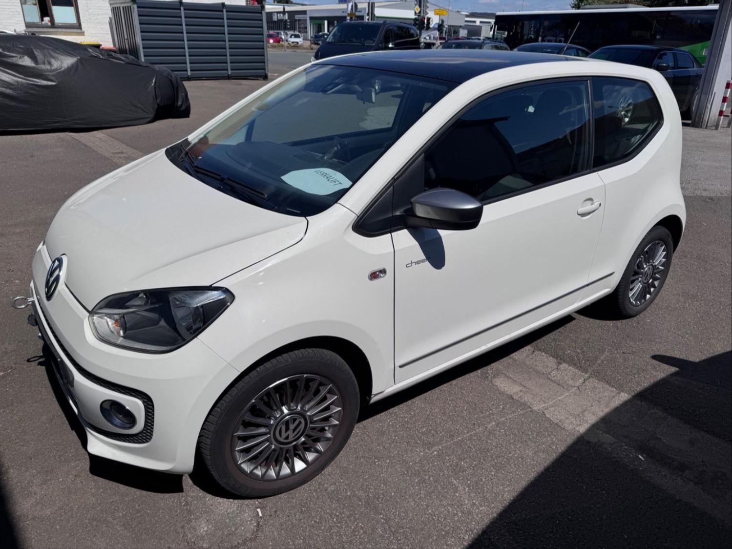 Volkswagen up! cheer up! Pano Klima SHZ Alu PDC 1. Hand