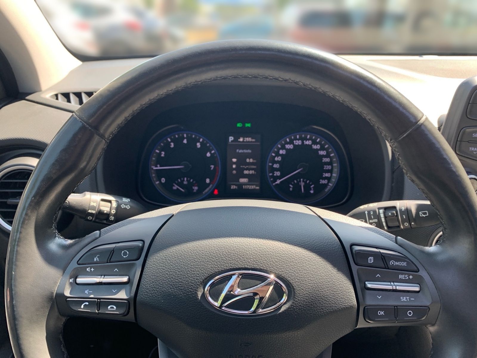 Fahrzeugabbildung Hyundai Kona 1.6 DCT Premium 4WD AHK Schiebedach Krell N