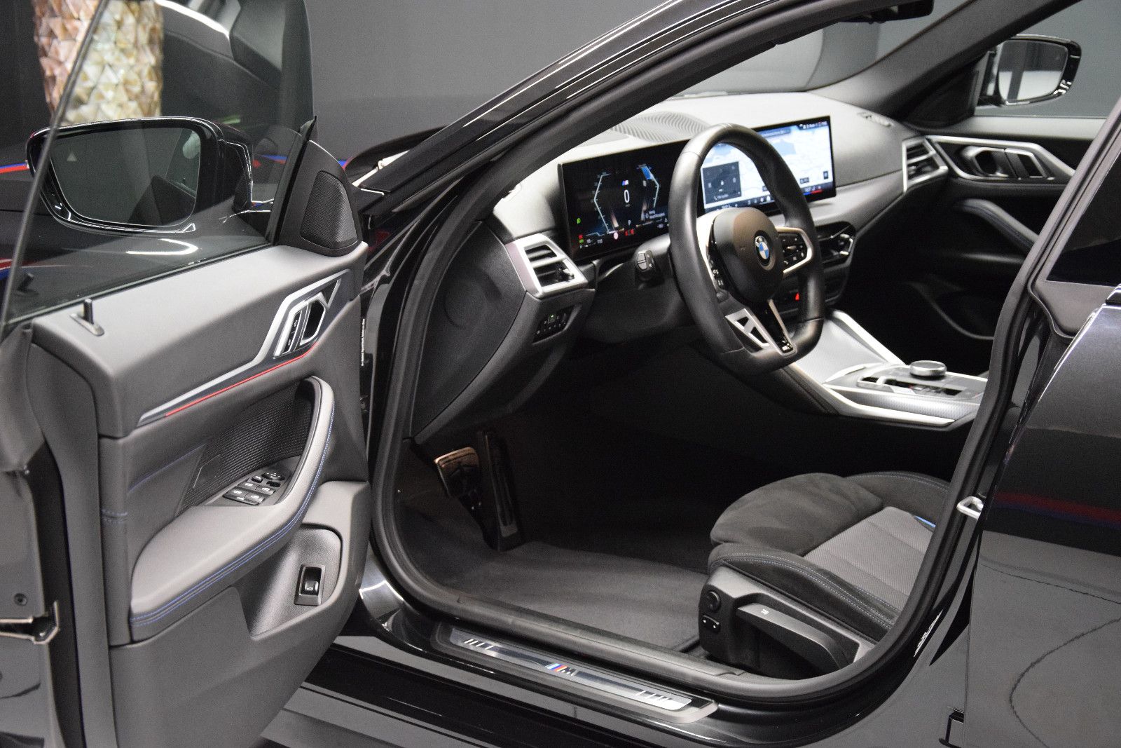 Fahrzeugabbildung BMW 420 d Gran Coupe xDrive M Sport ACC HuD 360°