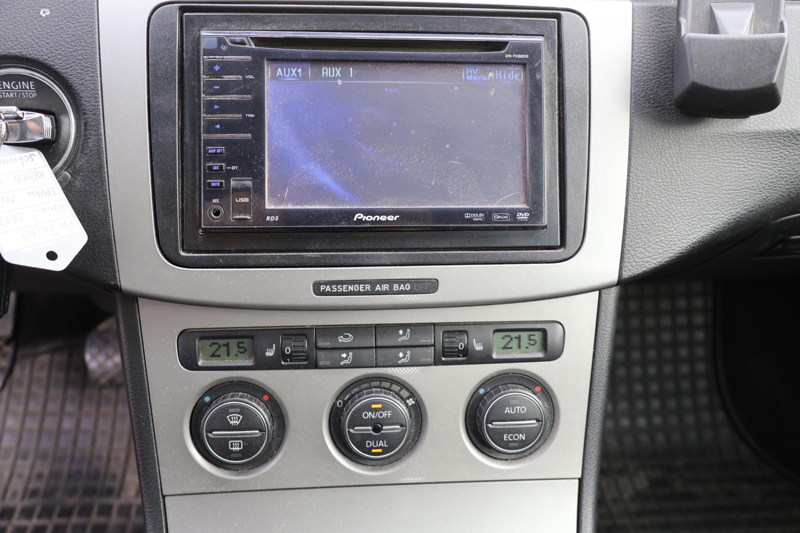 Volkswagen Passat 2006 — photo 14