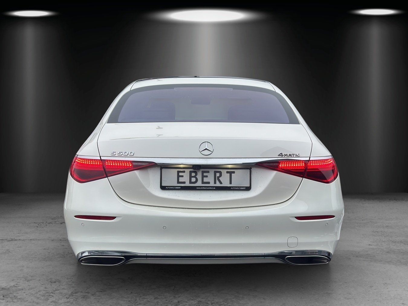 Fahrzeugabbildung Mercedes-Benz S500 4M L FirstClass 4xMassage FondTV Pano Chauf