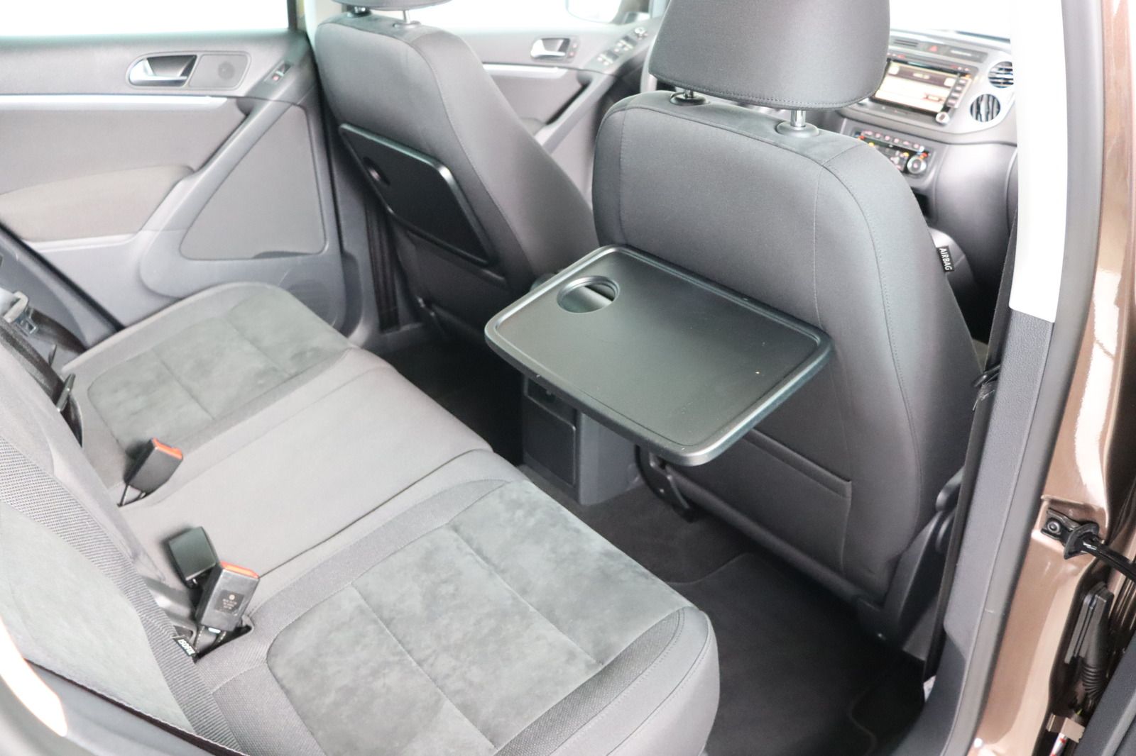 Fahrzeugabbildung Volkswagen Tiguan * Pano * Navi * Xenon * Parkassistent Tra