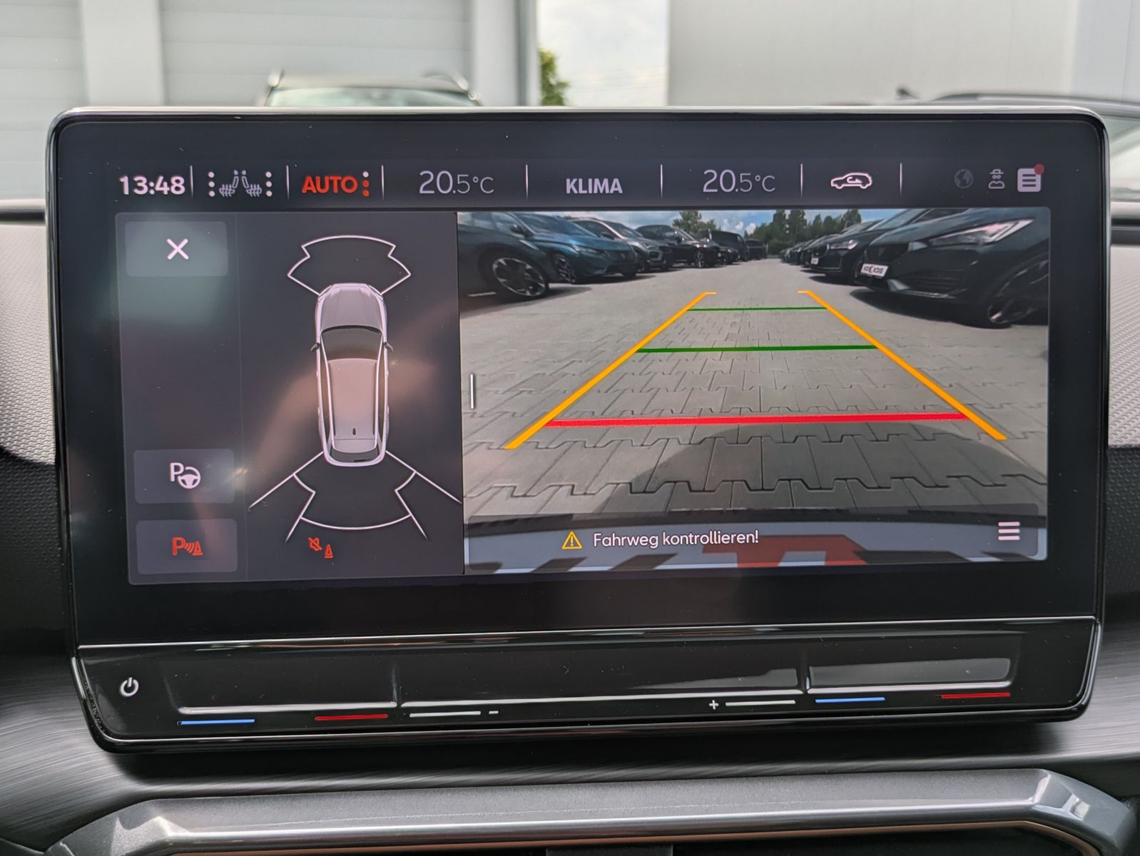 Fahrzeugabbildung CUPRA Leon VZ 2.0TSI 4Drive ACC*PANO*MATRIX*DCC*LM19"