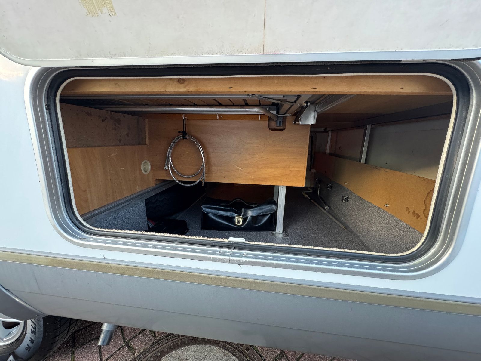 Fahrzeugabbildung HYMER / ERIBA / HYMERCAR B634 FIAT ALKO DPF LOUNGE DACHKLIMA SOLAR AUTSAT