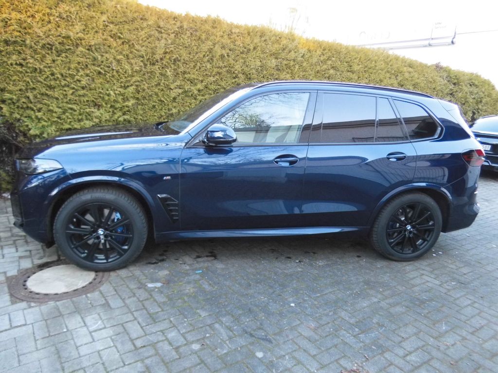 Image of BMW X5
