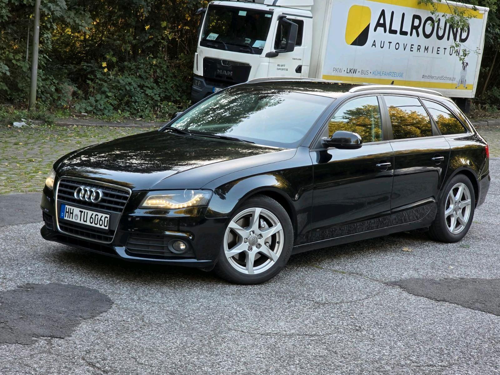 Audi A4 2010 — rear view