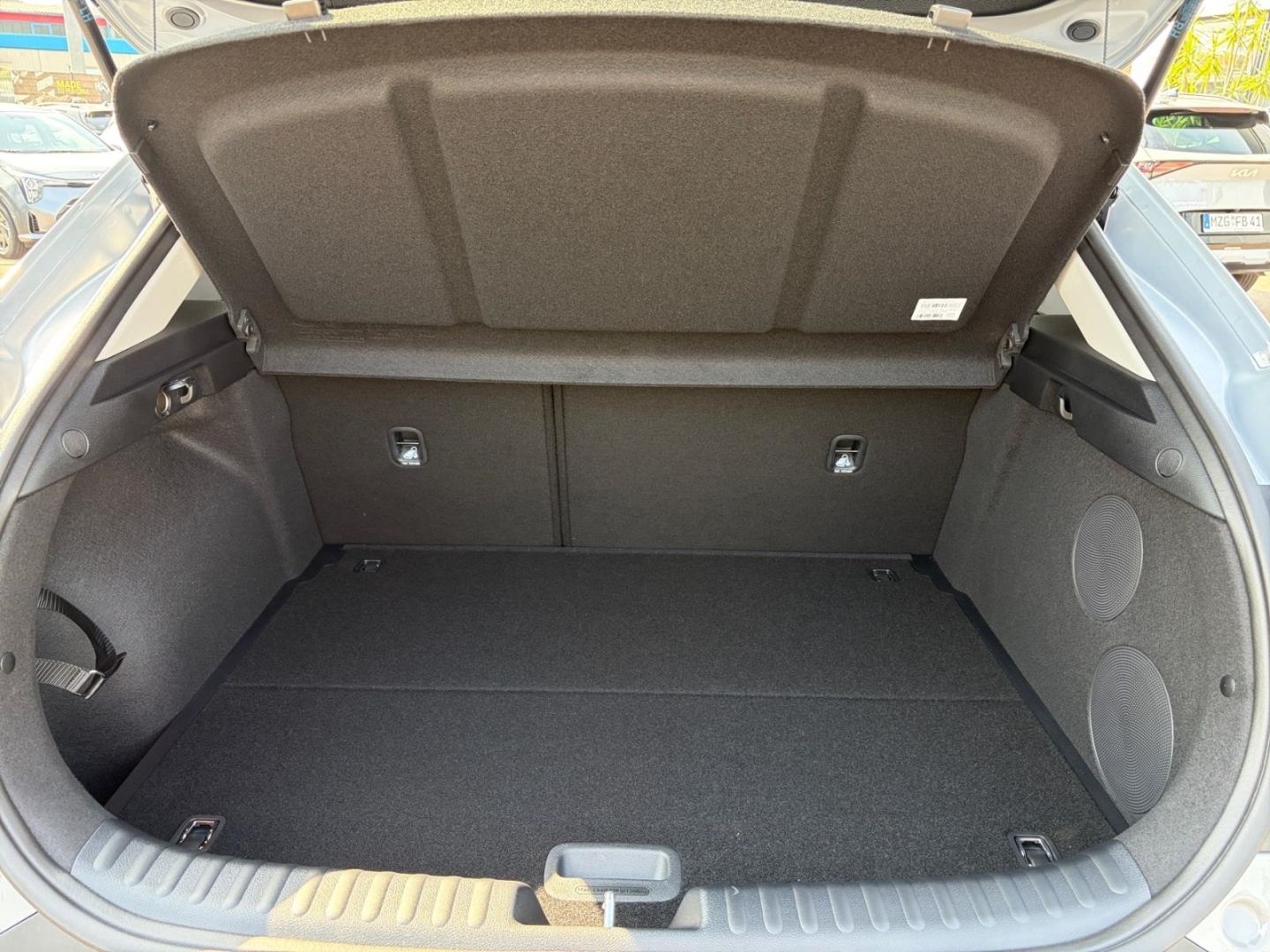 Fahrzeugabbildung Kia XCeed Spirit Navi Digitales Cockpit Soundsystem