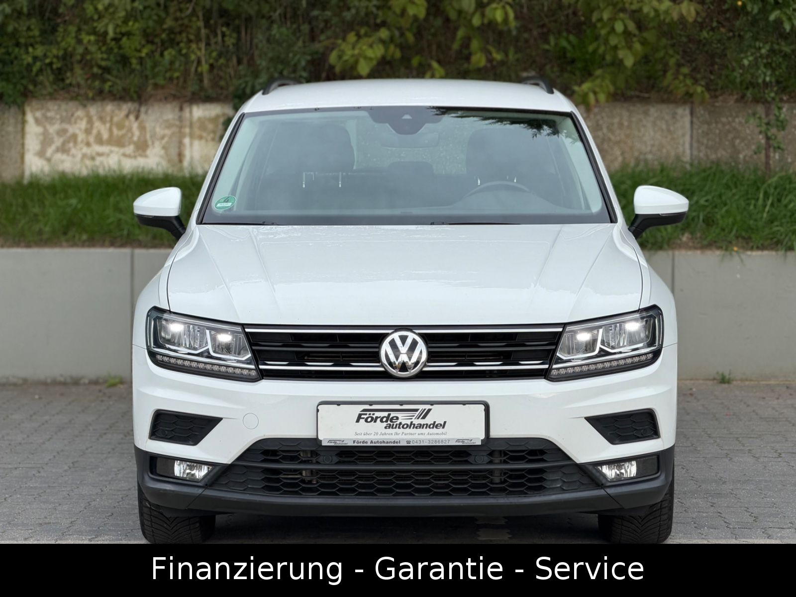 Volkswagen Tiguan 2.0 TSI DSG 4Motion LED AHK 1HAND ACC SPU foto 2