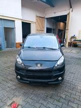 Peugeot 1007 - gebrauchte Peugeot 1007 aus dem Jahr 2005