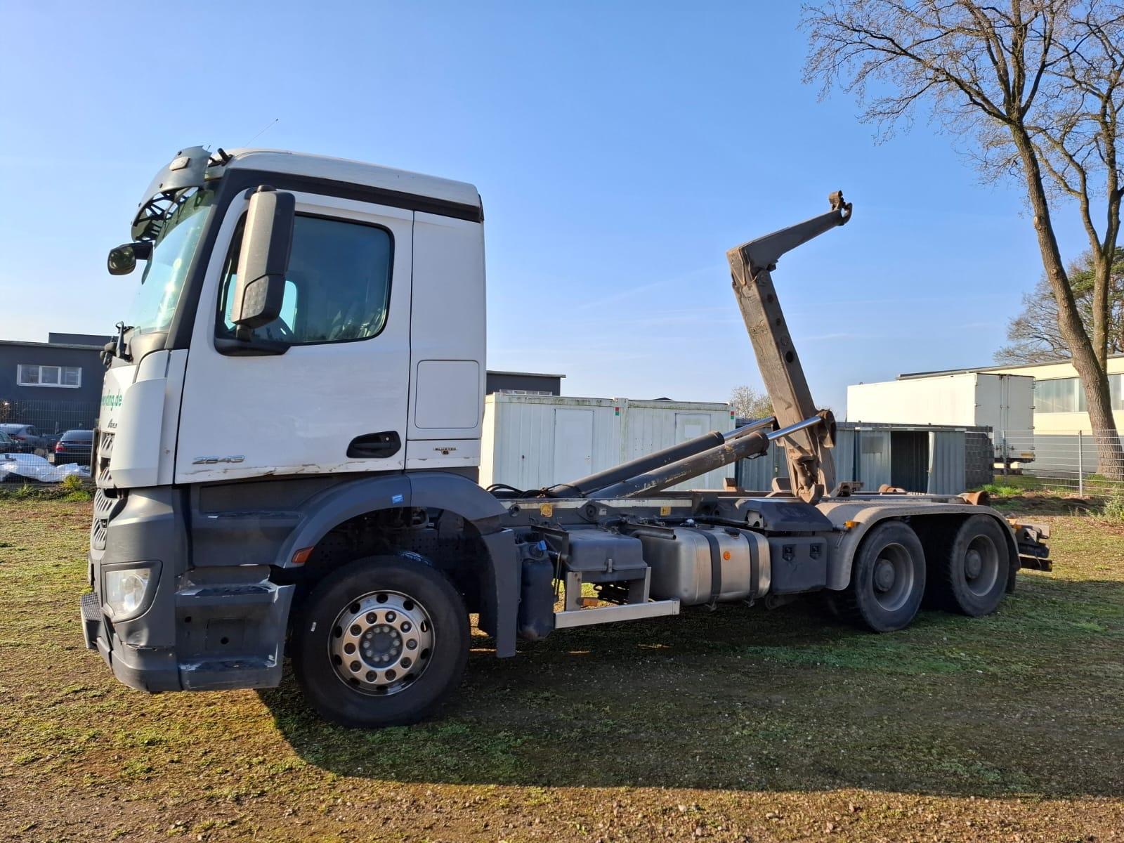Mercedes-Benz AROCS  2643  K  Meiller