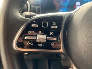 Mercedes CLA 220 Shooting Brake - 8
