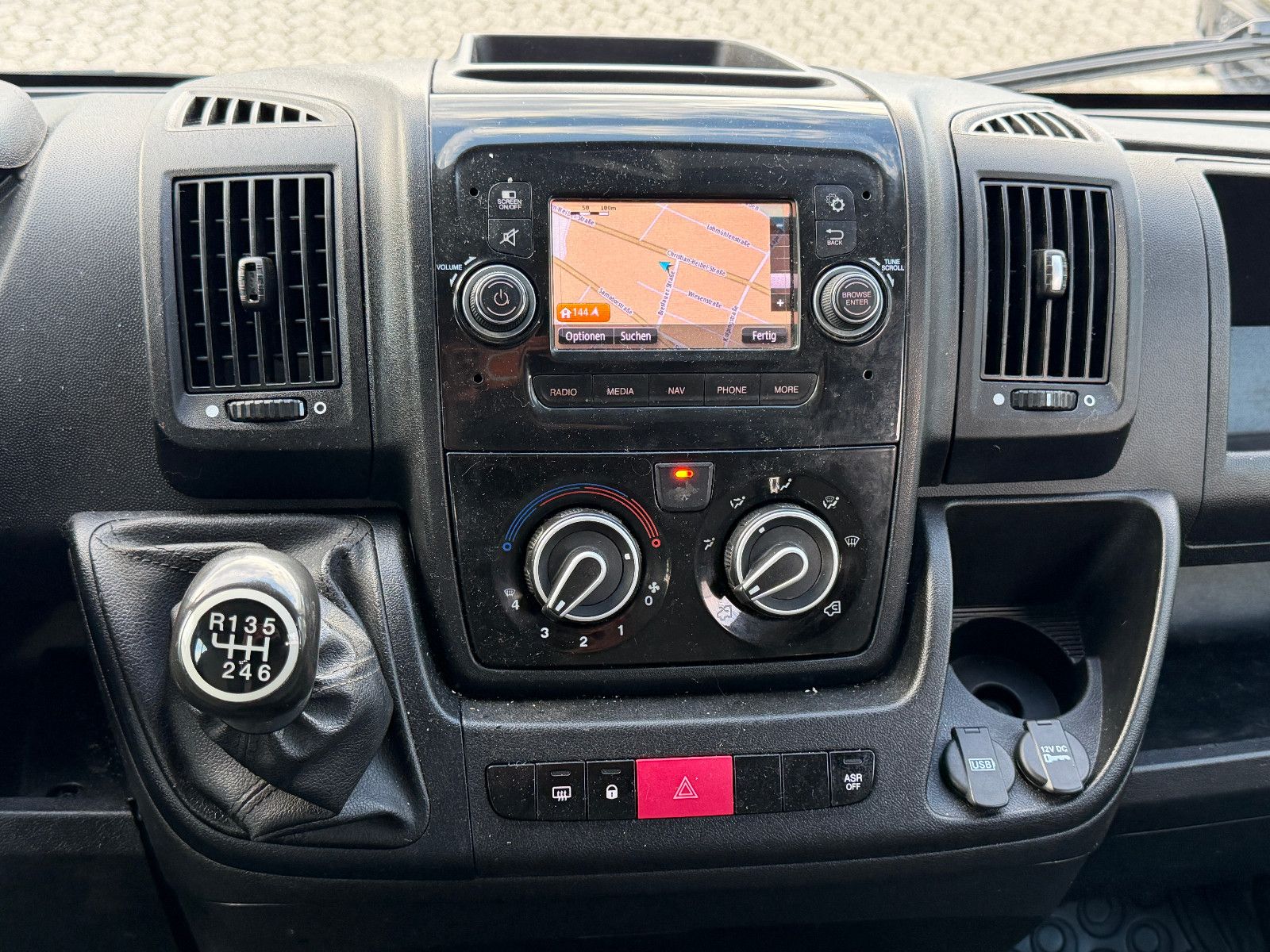 Fahrzeugabbildung Fiat Ducato Pritsche/7-SITZ Doppelk. 35 140 L4 Pritsc