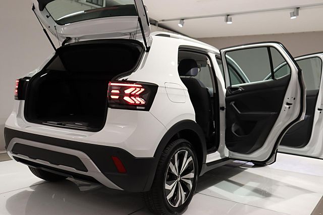T-Cross Style 1.0 TSI DSG ACC NAVI TravelAssist 