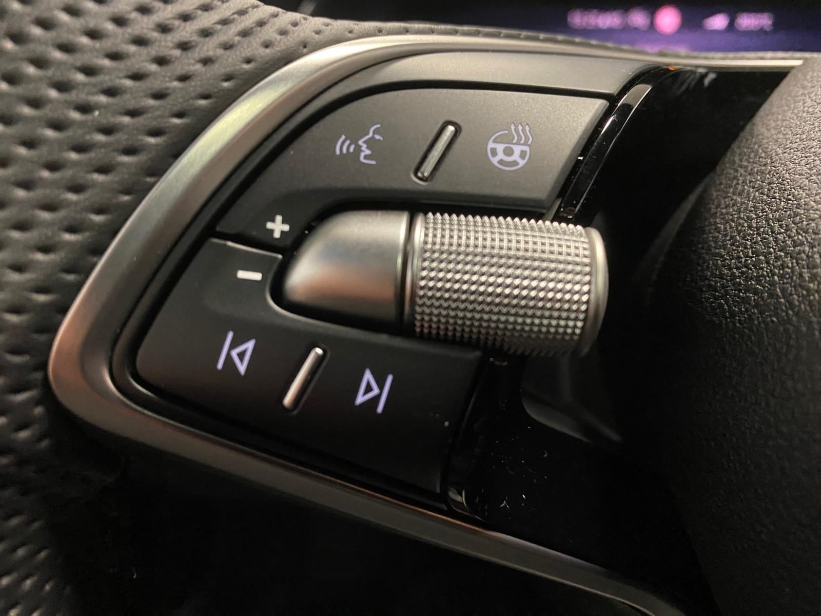 Fahrzeugabbildung SKODA Kamiq 1.5 TSI ACT DSG Monte Carlo+AHK+MATRIX++++