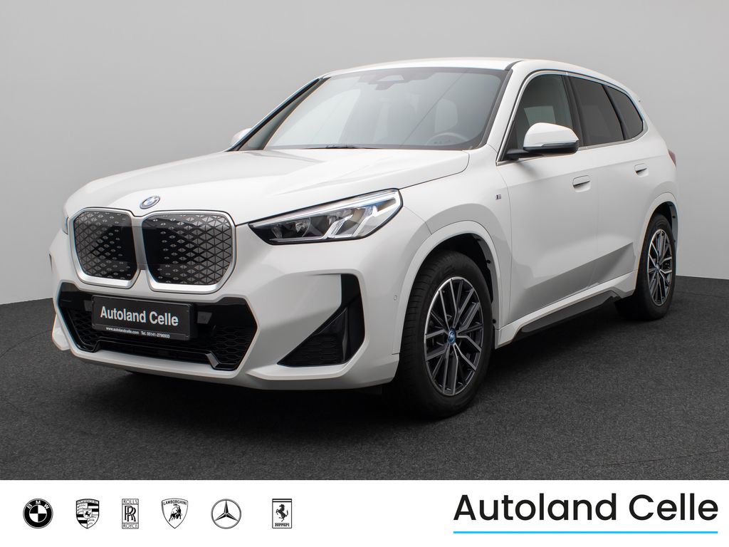 Image of BMW iX1