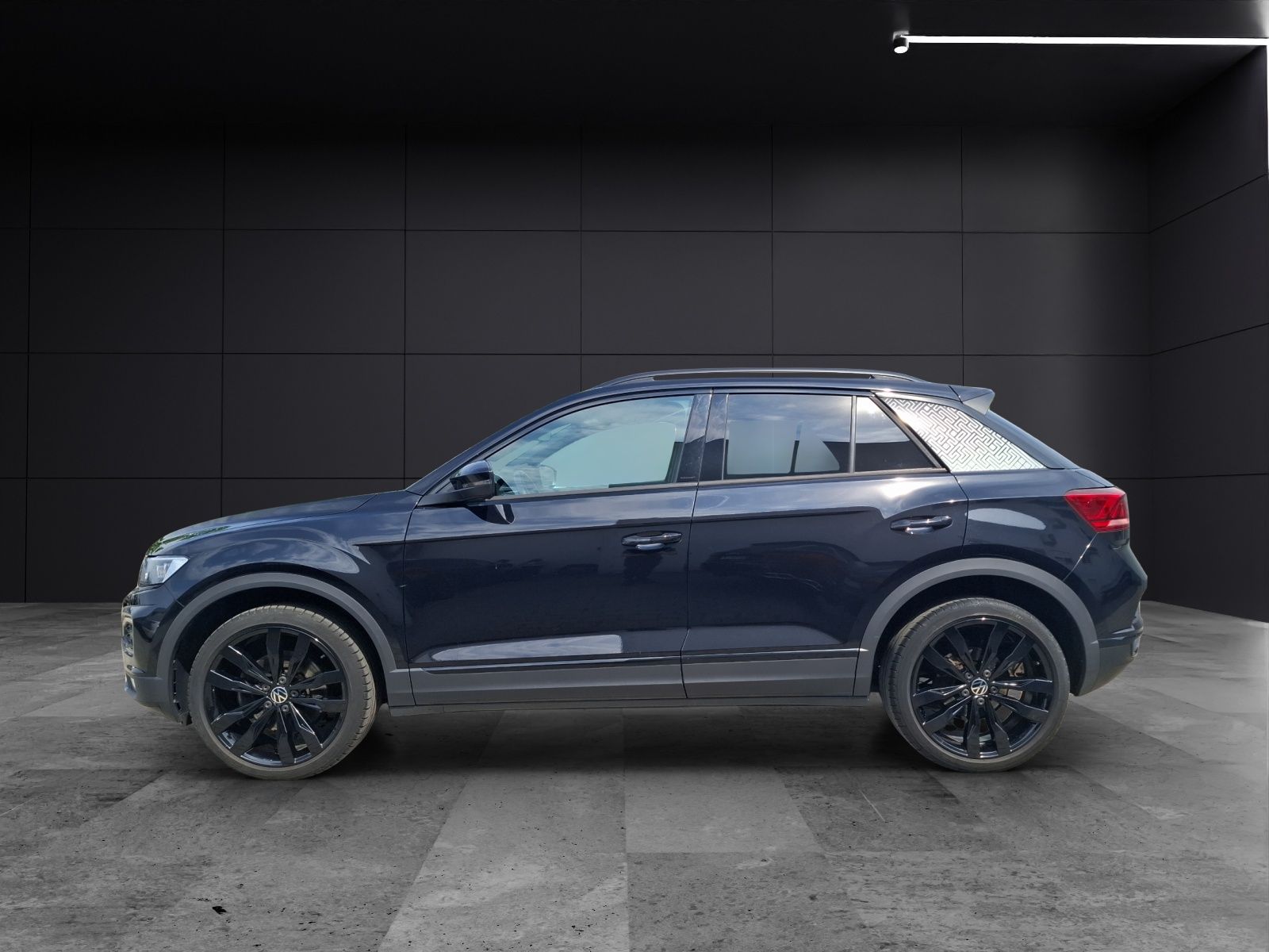 Fahrzeugabbildung Volkswagen T-Roc TSI Sport DSG LED AHK CarPlay ACC RFK SH 1