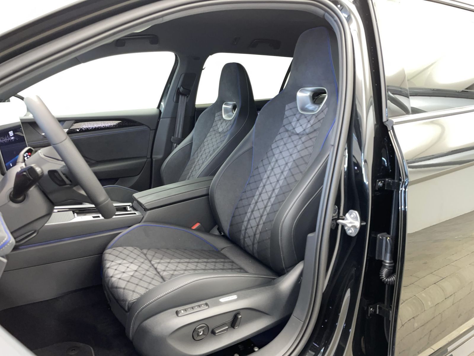 Volkswagen Passat - Bild 8