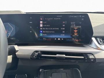 2025 BMW IX2 缩略图 15