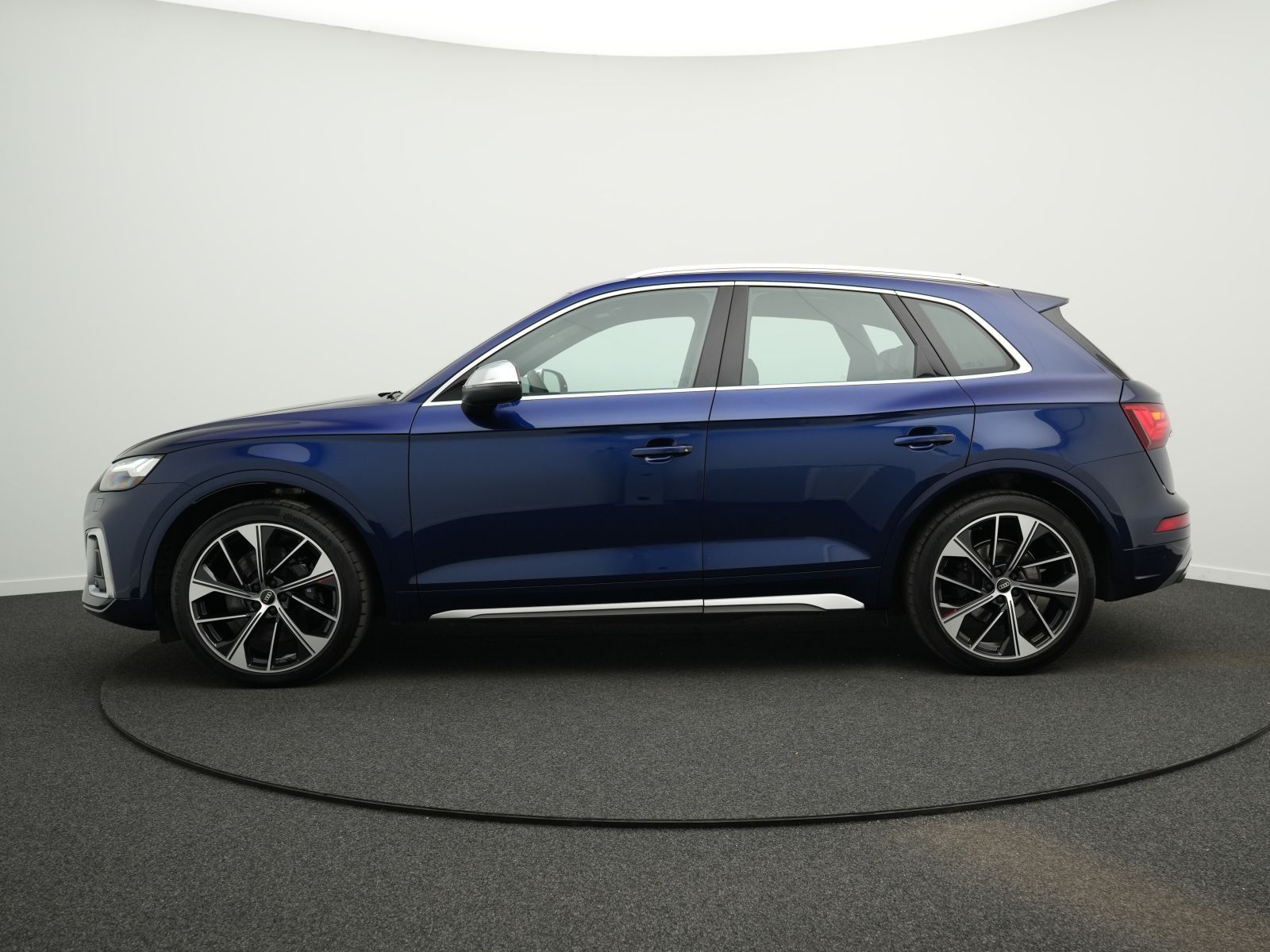 Audi SQ5 - Bild 11