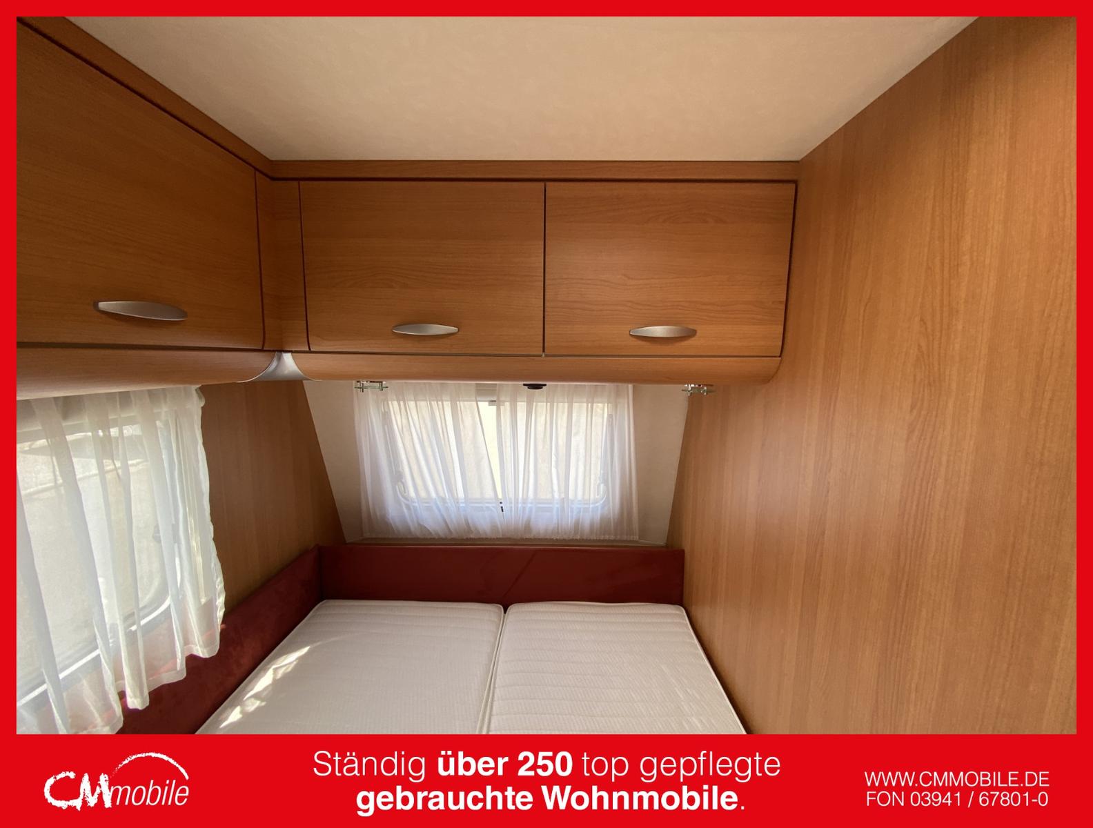 Knaus Sport 500 FU - Festbett - Rundsitzgruppe -