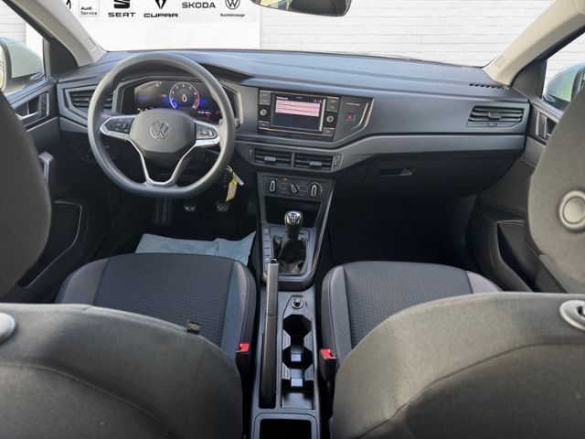 Fahrzeugabbildung Volkswagen Taigo 1.0 TSI 95 PS 5-Gang LED PDC DAB