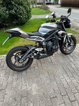 Triumph Street Triple 765 RS  - Offers matching your search criteria