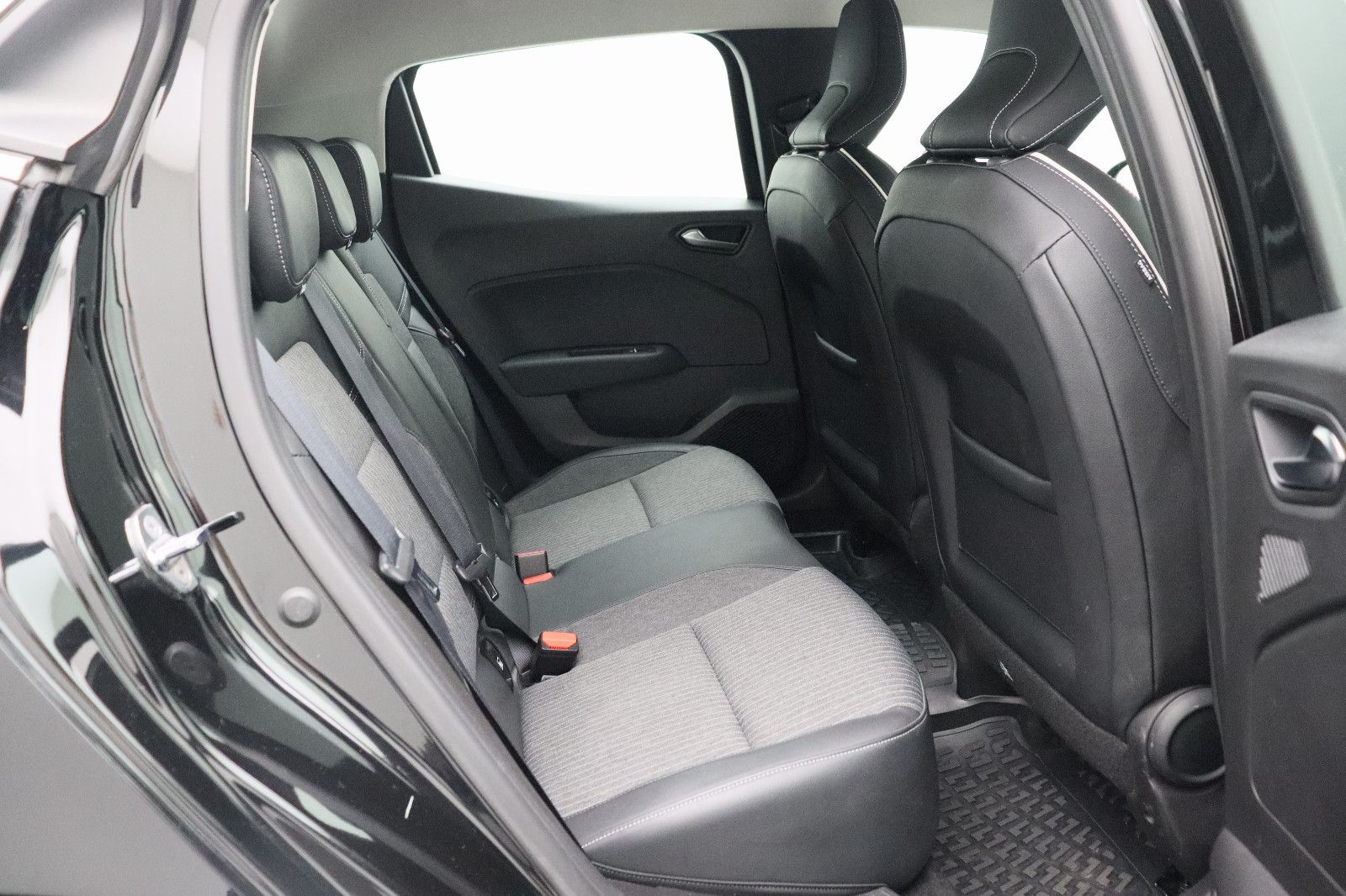 Fahrzeugabbildung Renault Clio V 1.0 Intens
