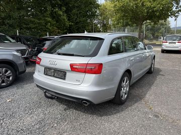 Audi A6 - 4