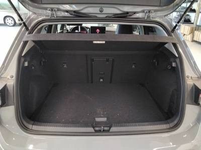 Golf VIII 1.5 eTSI DSG GOAL IQ.LIGHT+AHK+ACC+ALU