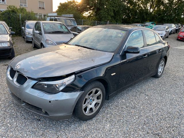 BMW 523 Baureihe 5 Lim.*Navi*Schiebedach*Alu