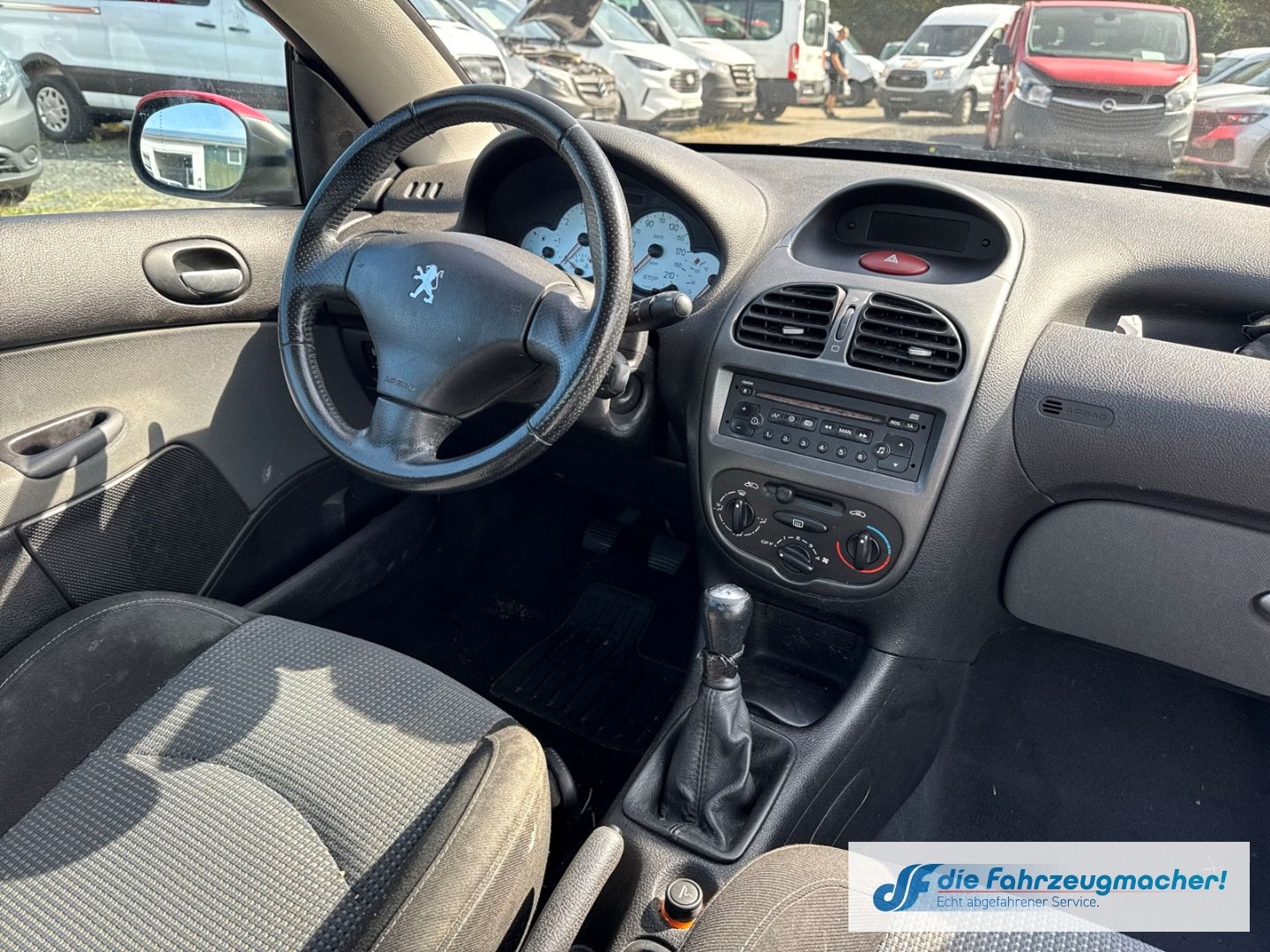 Fahrzeugabbildung Peugeot 206 Cabriolet CC El. Verdeck Sportsitze*EXPORT