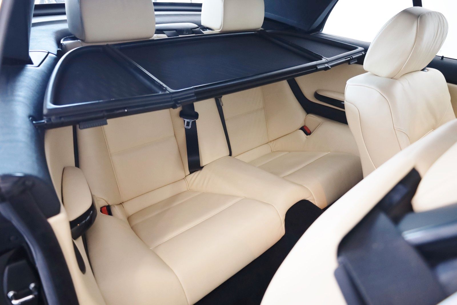 Fahrzeugabbildung BMW Cabrio 318 Ci Edition Exclusive Leder,Xenon,SH