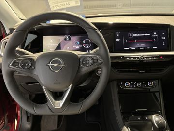 Fotografie 15 des Opel Grandland (X) Grandland 1.2 DI GS