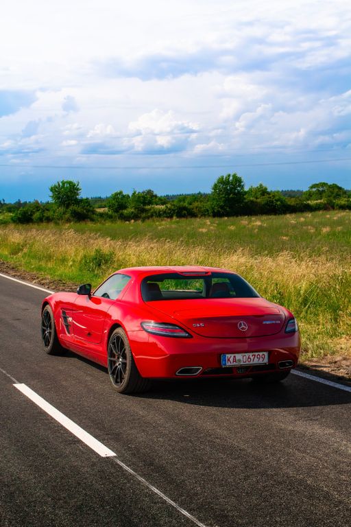 MERCEDES-BENZ SLS 2014