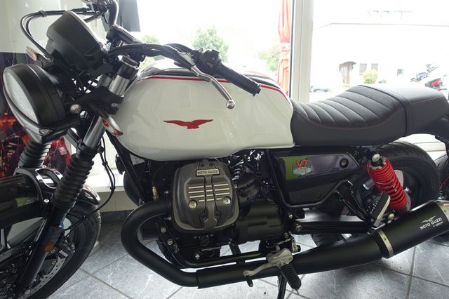 Moto Guzzi V7 Stone Ten sofort verfügbar