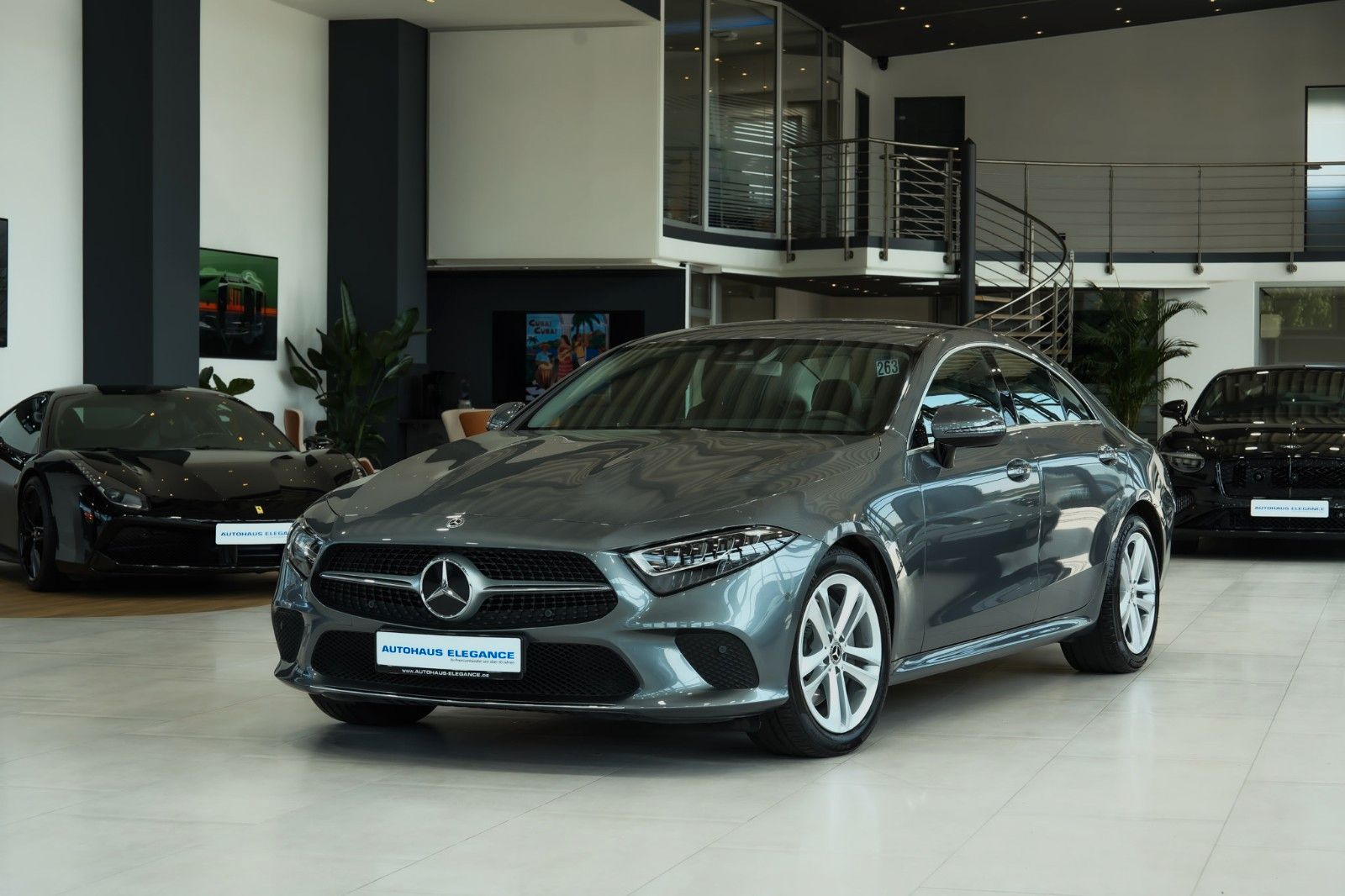 MERCEDES-BENZ CLS 350 *LEDER*NAVI*LED-HIGH*PDC-KAMERA*1.HAND*