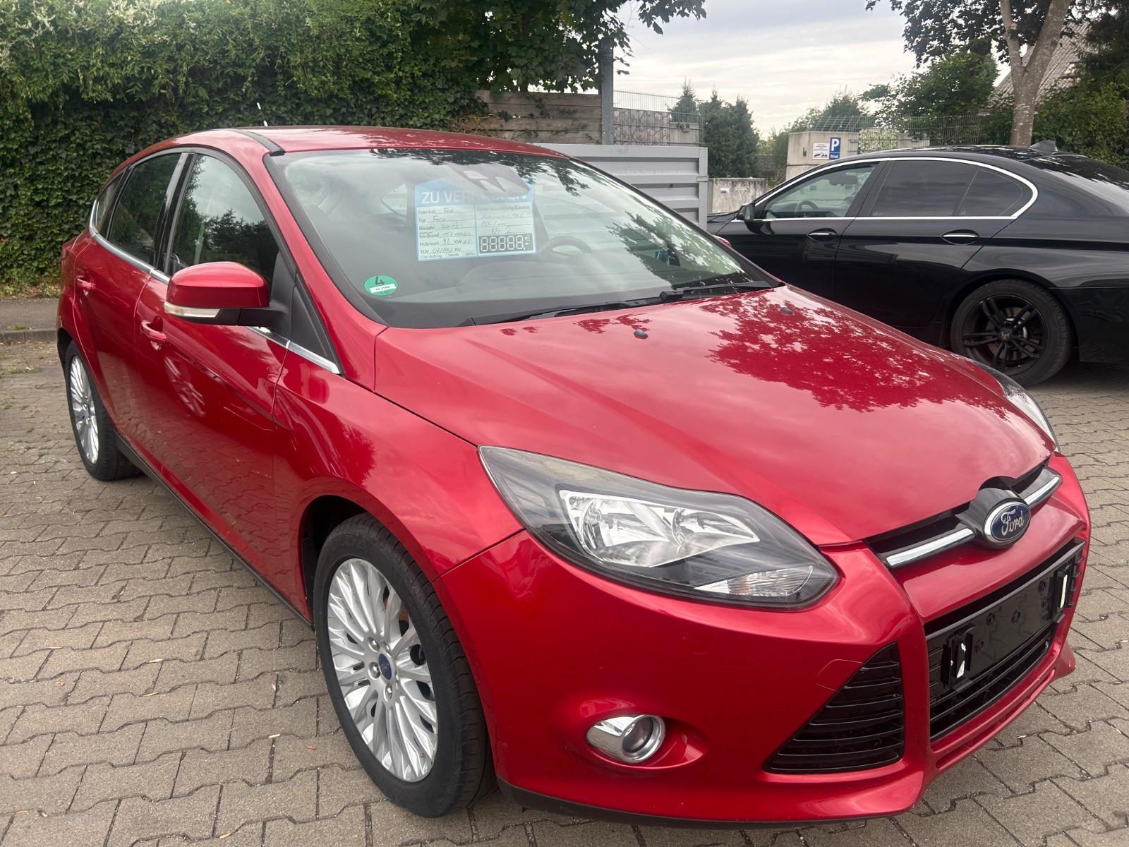 Ford Focus Lim. Titanium Automatik