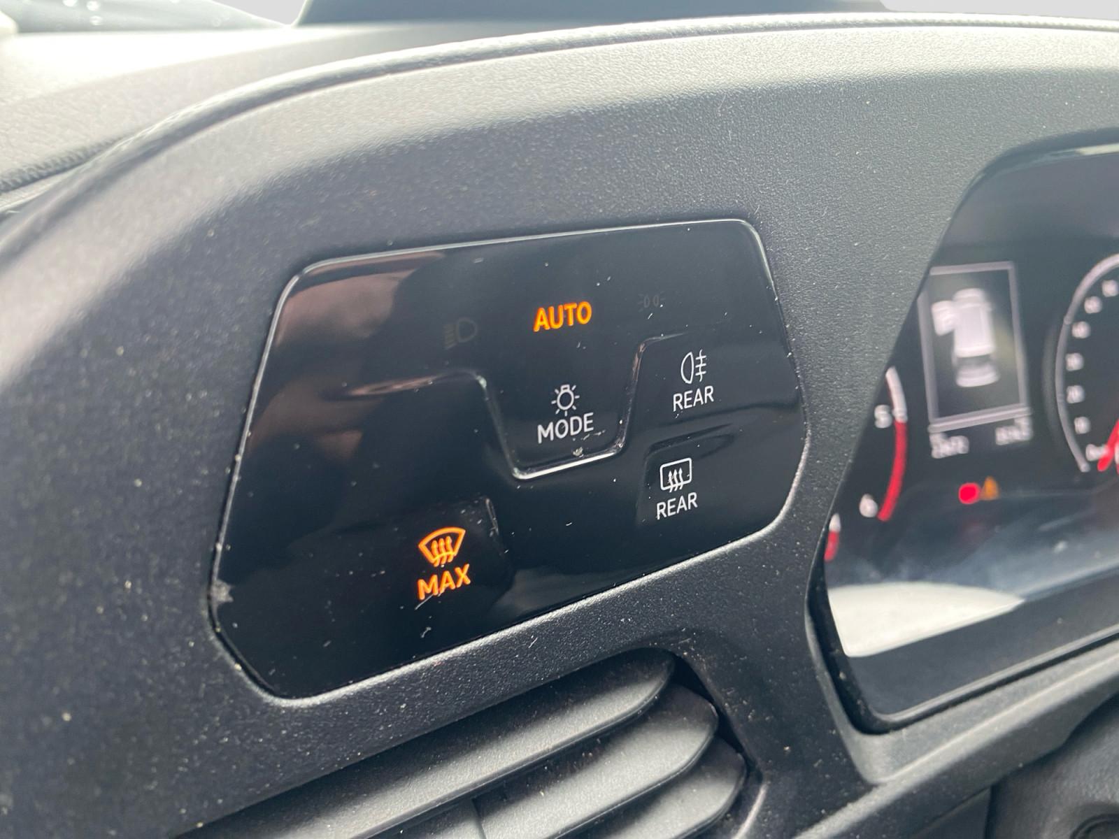 Volkswagen Caddy Maxi 2.0 TDI Klima PDC Werkstatteinrichtun