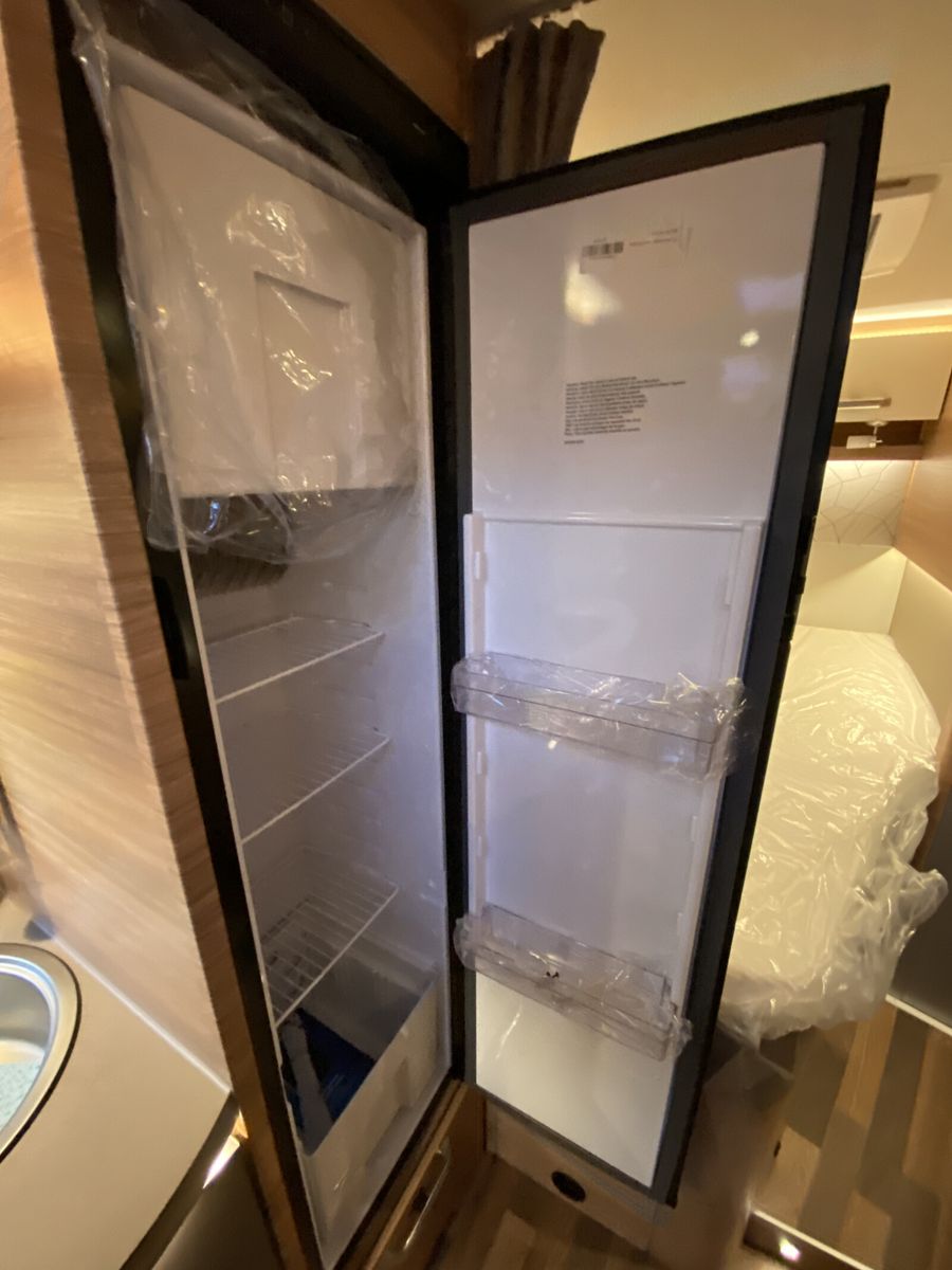 Fahrzeugabbildung Weinsberg CaraCompact EDITION PEPPER 600 MF Automatik