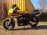 Yamaha FZS 600 - YAMAHA FZ 600