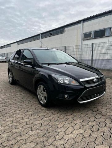 Ford Focus 1.6, Baujahr 2008  Fahrbereit ...