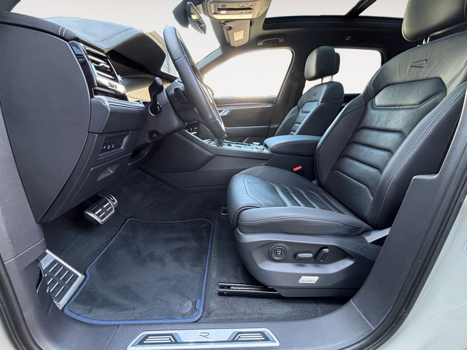 Volkswagen Touareg - Bild 13