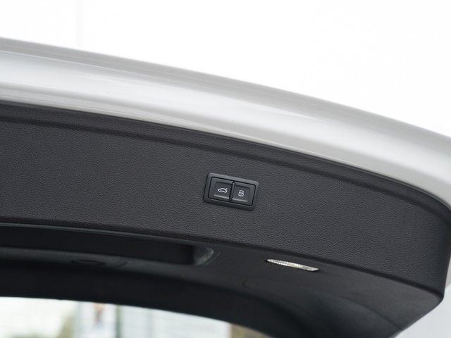 Q5 40 TDI quattro advanced MATRIX+PANO+AHK+RFK+N