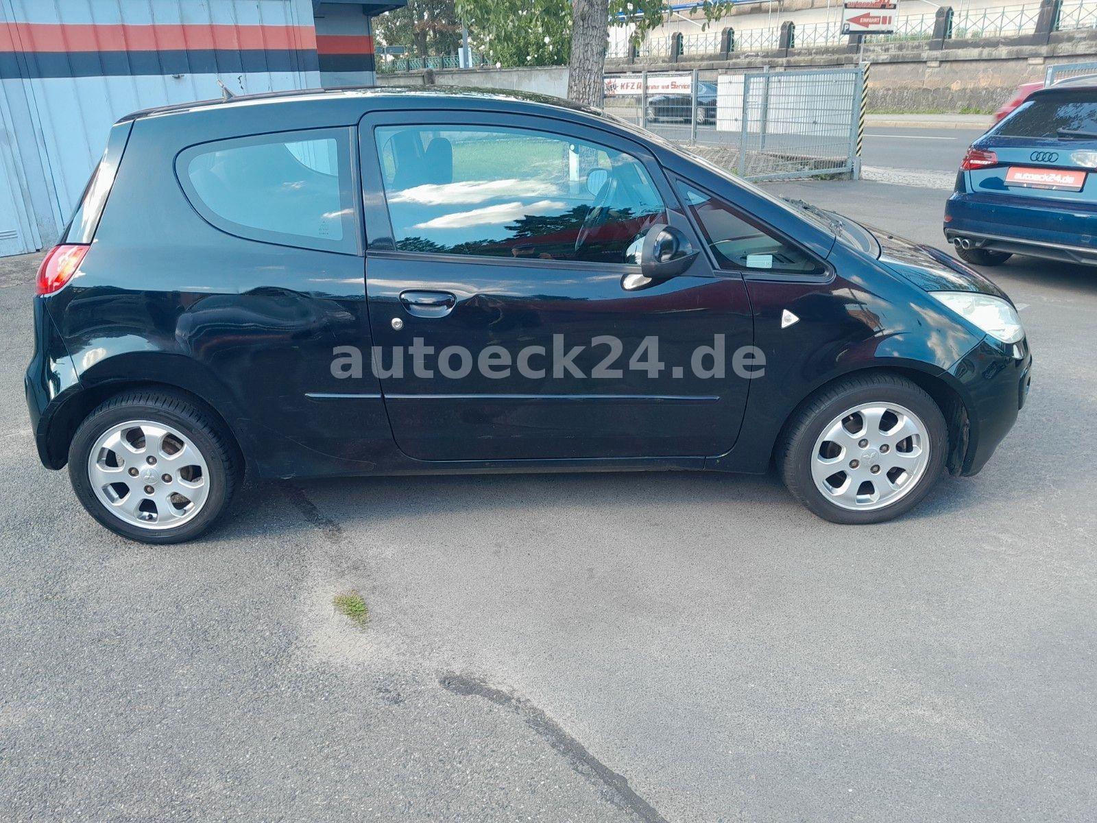 Mitsubishi Colt CZ3 Lim.3-trg. 1.1 Motion, TÜV neu, 8xRäder
