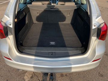 Bild 15 Opel Astra J Sports Tourer Sport Scheckheft Lückenlos