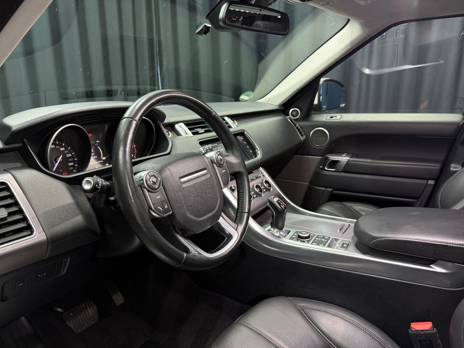 Fahrzeugabbildung Land Rover Range Rover Sport HSE Dynamic|AHK|PANO